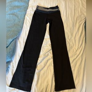 Lululemon Wide Leg Yoga Pants Size 4